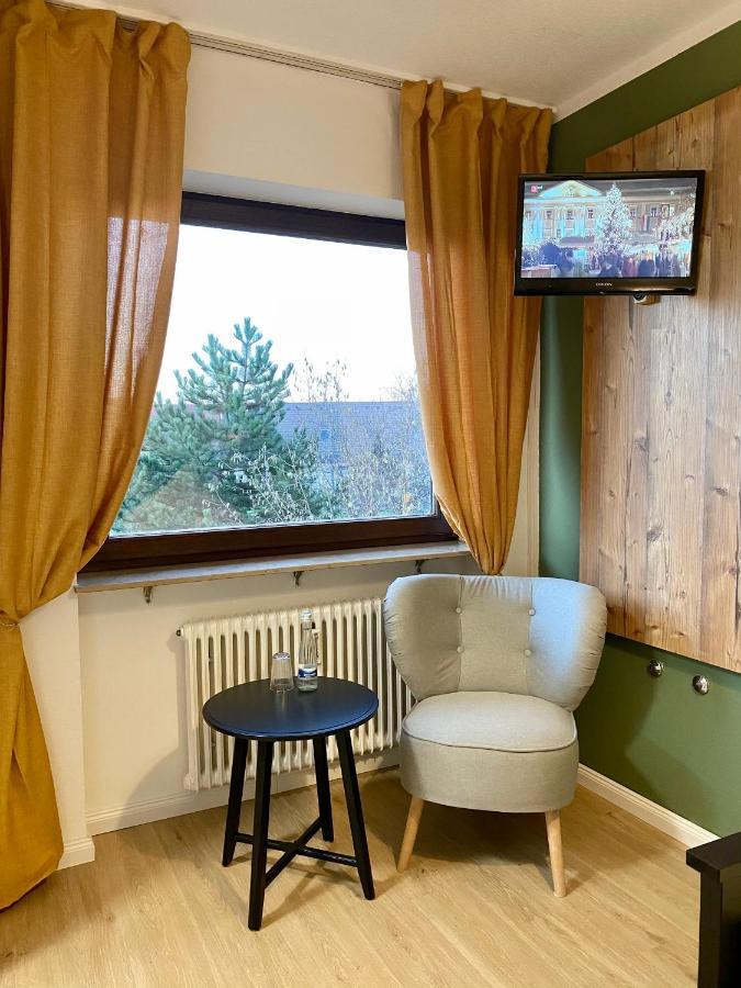 Landgasthaus Loewen Mit Gaestehaus Holzhausen  Εξωτερικό φωτογραφία