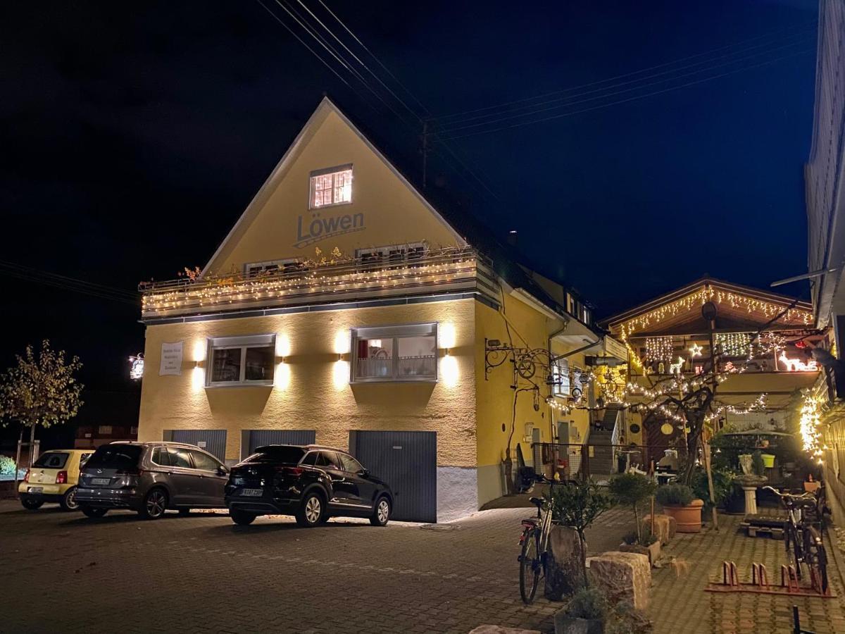 Landgasthaus Loewen Mit Gaestehaus Holzhausen  Εξωτερικό φωτογραφία