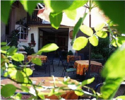 Landgasthaus Loewen Mit Gaestehaus Holzhausen  Εξωτερικό φωτογραφία
