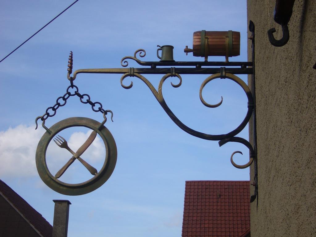 Landgasthaus Loewen Mit Gaestehaus Holzhausen  Εξωτερικό φωτογραφία